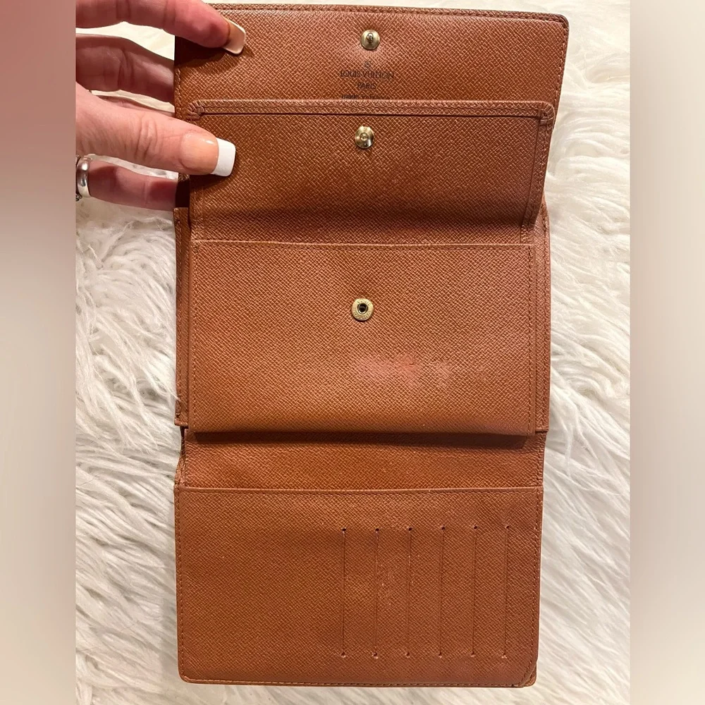 Louis Vuitton Monogram Brown Wallet - Picture 8 of 11